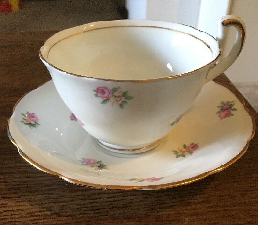 Vanderwood Genuine Bone China Cup and Saucer, Floral with Gold Rim and Scalloped