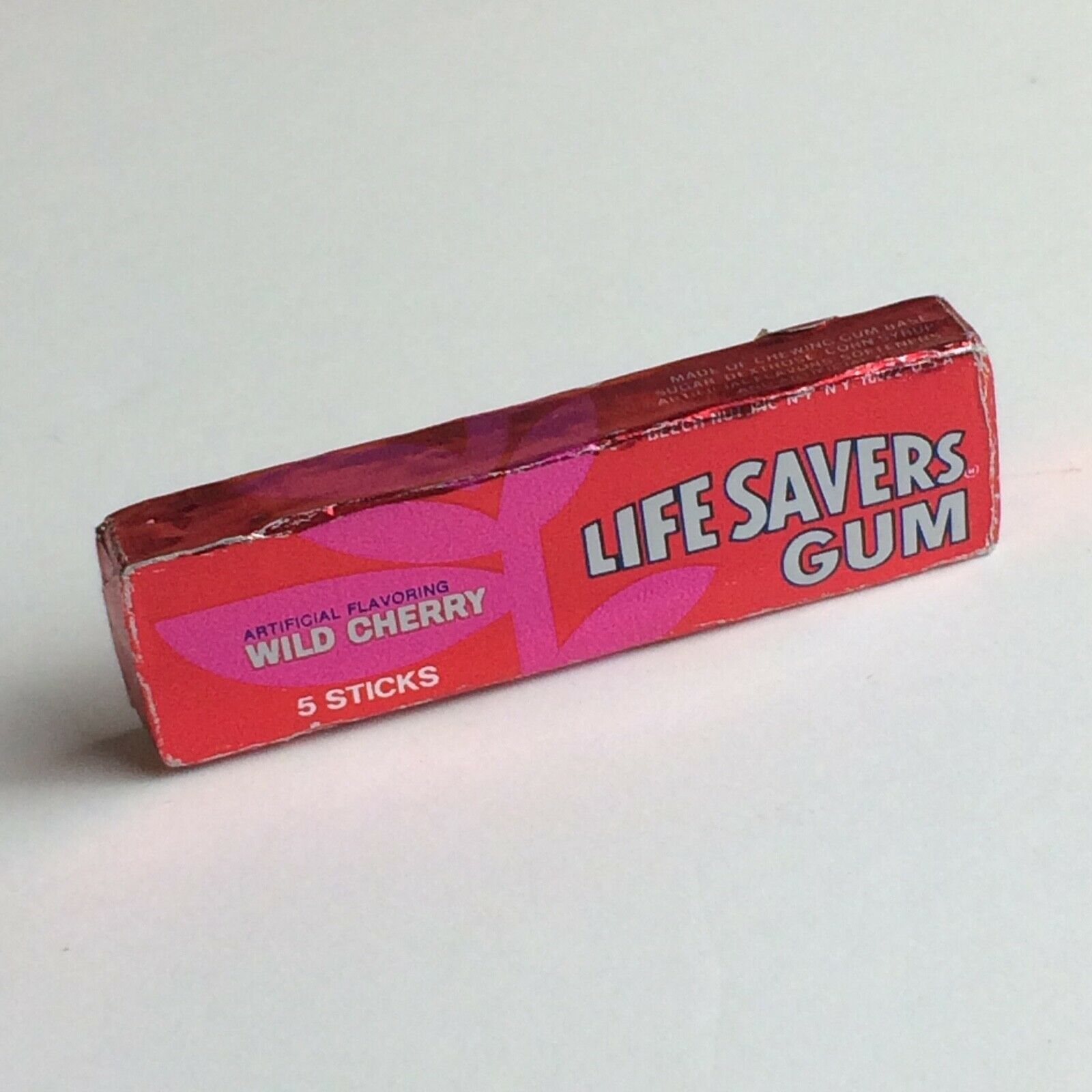 1970's Lifesavers Wild Cherry Chewing Gum unopened pack